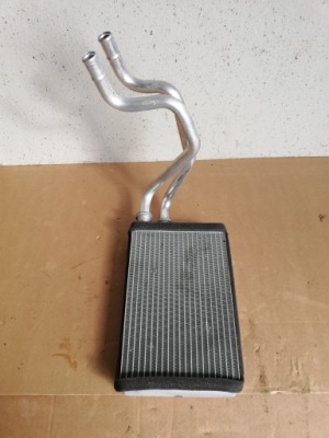 Bmw 5 g30 радіатор обігрівача фото №1