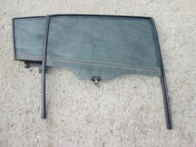 Стекло w дверь правый задняя kia sportage iii 10-15 фото №1