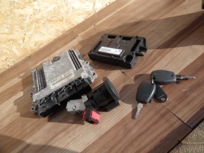 Dacia dokker 2013 1,5 dci бортовий комп'ютер 237102213r kpl фото №1