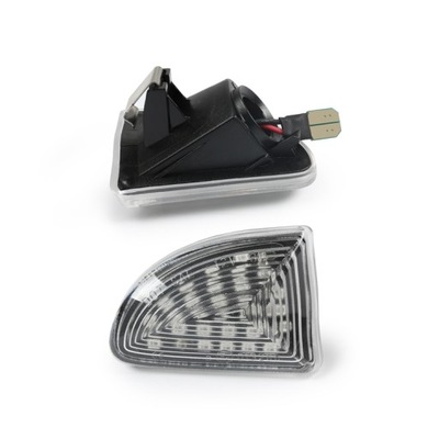 KIERUNKOWSKAZ BOCZNY LED SMART FORTWO W451