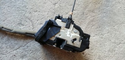 Nissan juke замок дверь левый задняя 3 pin фото №1