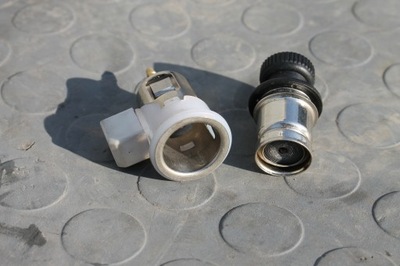 Прикурювач роз'єм 12v hyundai santa fe i 01-06 фото №1