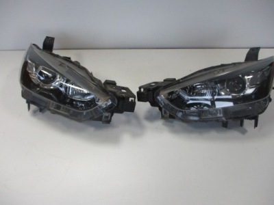 Лампа перед mazda cx3 права фото №1