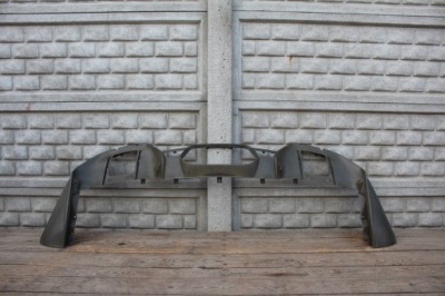 Бампер спойлер задняя mercedes amg gt r 17-20 фото №1