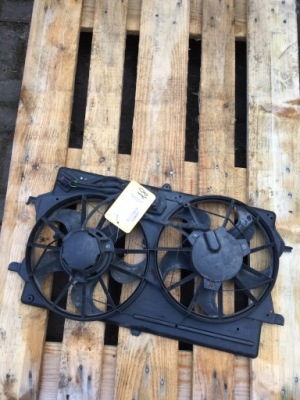 Вентилятор радіатора ford focus st170 2.0b 2003 фото №1