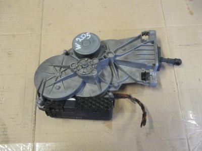 Mercedes w205 модуль механізм кришки a2059007218 фото №1