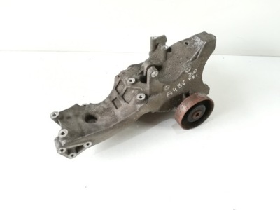 Кронштейн кронштейн генератора audi a4 b6 2.0 fsi alt фото №1