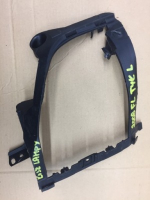 Peugeot 2008 lift корзина лампи лівий заднього виду фото №1