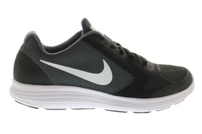 nike revolution 3 black