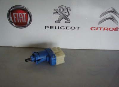 SENSOR LUZ LUZ DE FRENADO FIAT 46840511  