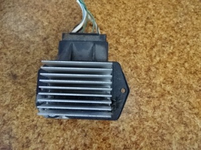 Land cruiser 120 04r резистор резистор повітродувка фото №1