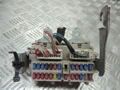 Infiniti fx 35 коробка предохранителей 3527cg000 фото №1