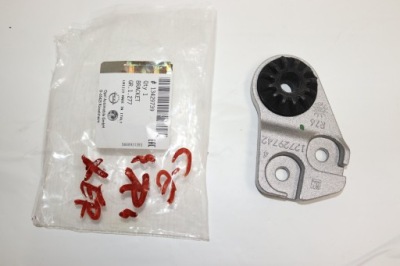 Opel corsa e кронштейн крепление pod радиатор правое фото №1