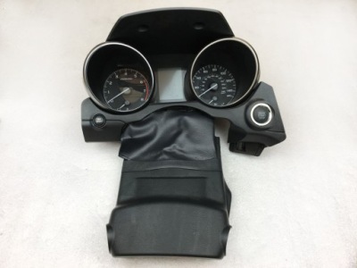 Subaru outback 15 - прилади лічильник usa фото №1