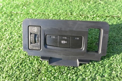 Панель вимикач блокування citroen c4 ii b7 фото №1