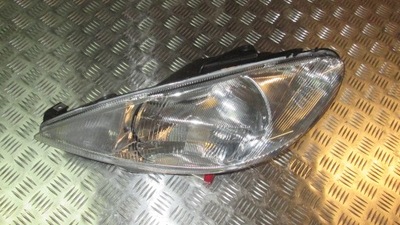 LAMPA REFLEKTOR LEWY PEUGEOT 206