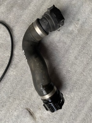 225a bmw f15 f16 x5 x6 труба пабтрубок  шланг 8517969 фото №1