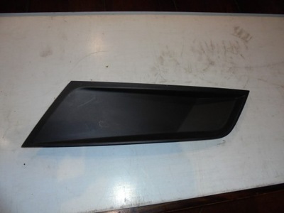 Решітка бампера правий перед skoda superb iii фото №1