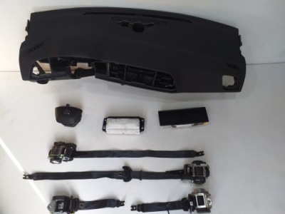 Seat ateca панель приладів консоль подушка безпеки подушки безпеки ремені фото №1