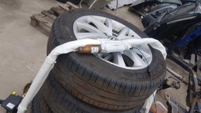 Шторка безопасности левая vw golf vi универсал 1k9880741e фото №1