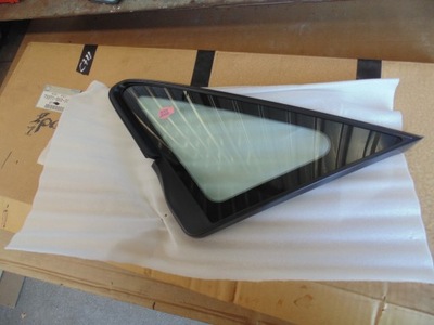 Стекло треугольник левая honda odyssey 95-97 rok фото №1