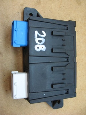 Peugeot 208 модуль блок управления фаркоп фото №1