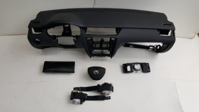 Skoda octavia 3 iii lift приборная панель консоль подушка безопасности ремни фото №1