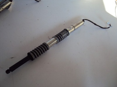 Bmw оригинальный номер 7207015 привод крышки багажника фото №1