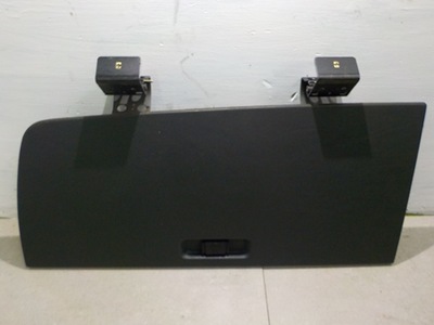 Man tga дверцята бардачка фото №1