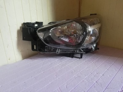 Лампа перед mazda 2 ii 14r- фото №1