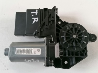 Vw golf v plus моторчик вікон задня правий 5m0839402b фото №1