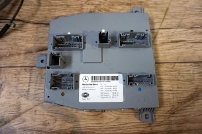 Mercedes w205 модуль sam блок керування 2059003913 фото №1