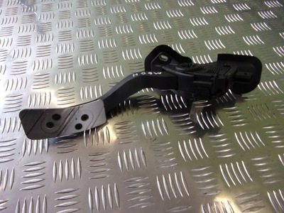 Педаль потенциометр газа ang mazda оригинальный номер gs8t41600 фото №1