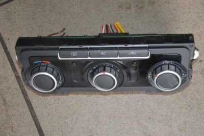 Vw golf vi панель обдув 3c8907336ab фото №1