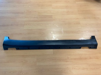 Kia sportage iii молдинг накладка порог правая 87752-3u00 фото №1