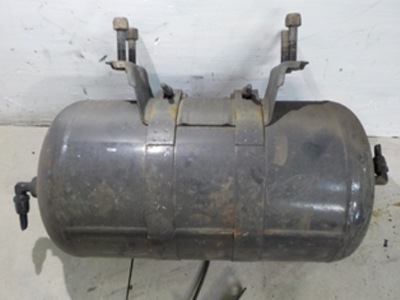 Scania баллон воздуха кронштейн фото №1