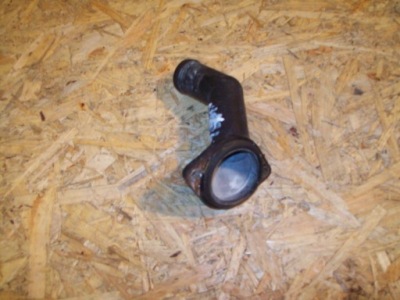 Vw new beetle 2001 2,0 aqy корпус термостата фото №1