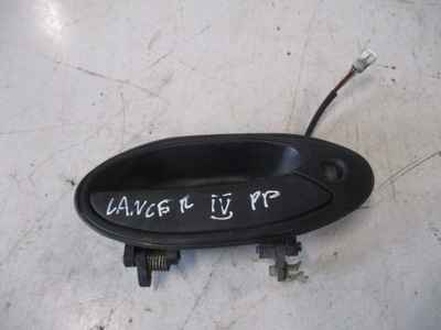 Ручка зовнішня передня перед права mitsubishi lancer iv 93r фото №1