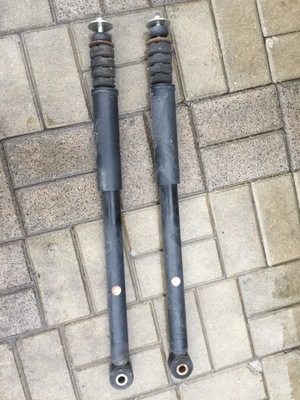 Dacia duster амортизаторы амортизатор задняя kpl фото №1