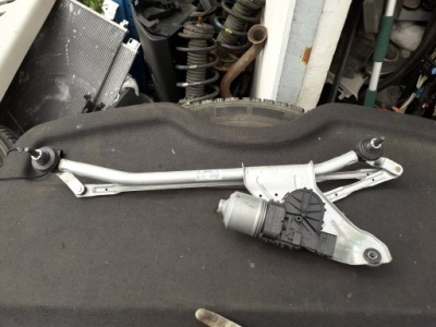 Моторчик механизм дворник dacia duster фото №1