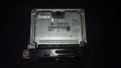 Бортовой компьютер fabia ii 1.4 tdi 045906019cd 0281012749 фото №1