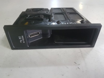 Vw passat b7 10-14r модуль интерфейс media in фото №1