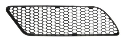 Решётка радиатора w бампере правая alfa romeo 147 04-06 фото №1