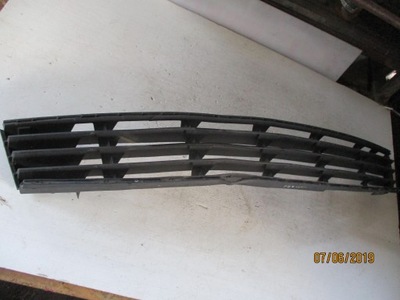 798929 решітка бампера передній renault clio iii фото №1