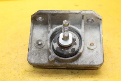 Кронштейн кронштейн коробки master ii 2.5 d 308760 фото №1