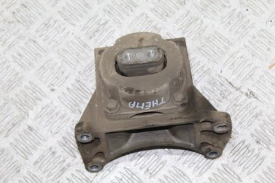 Кронштейн подушка двигуна lancia thema 2013 фото №1