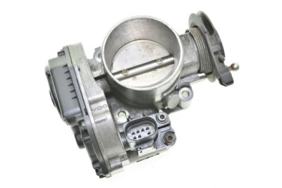 Дросельна заслінка audi a4 b5 1.8 058133063m фото №1