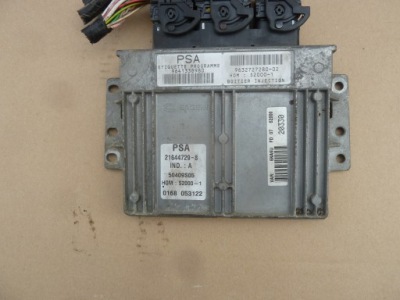 Citroen xsara picasso 1.8 2.0 бортовой компьютер 9641338980 фото №1