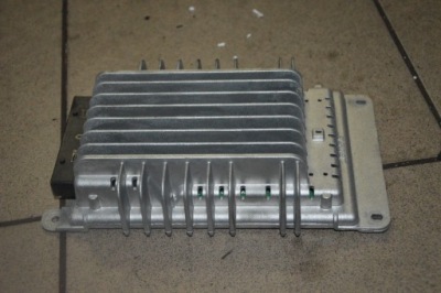 Audi a3 8p усилитель bose 8p3035233b фото №1