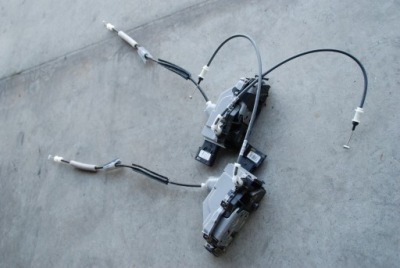 Citroen c3 iii замок дверь p / l задняя задний 17- фото №1